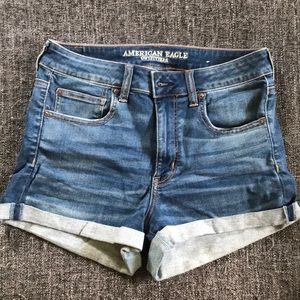 American Eagle High Rise Shortie